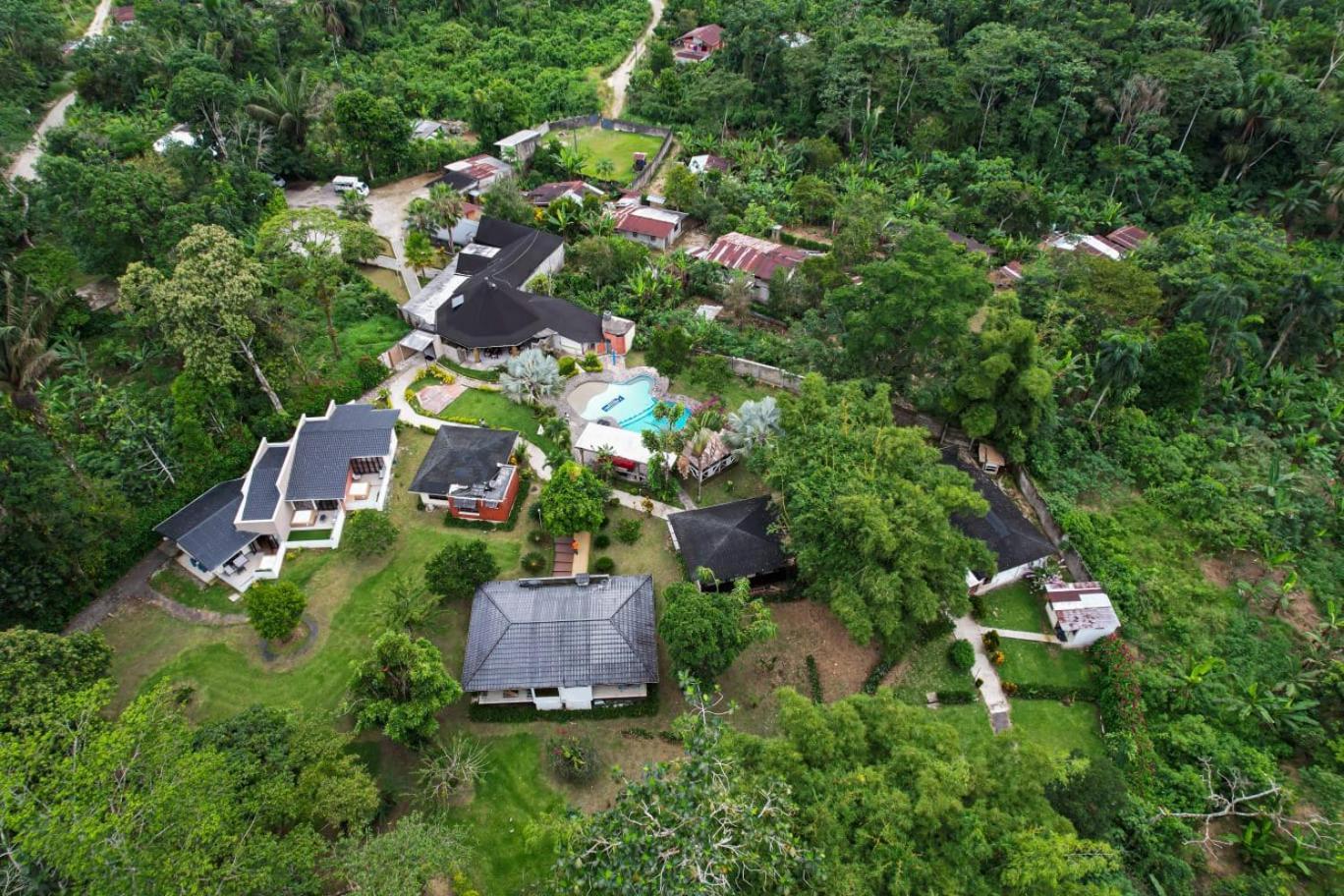 Terra Luna Lodge Tena Exterior foto