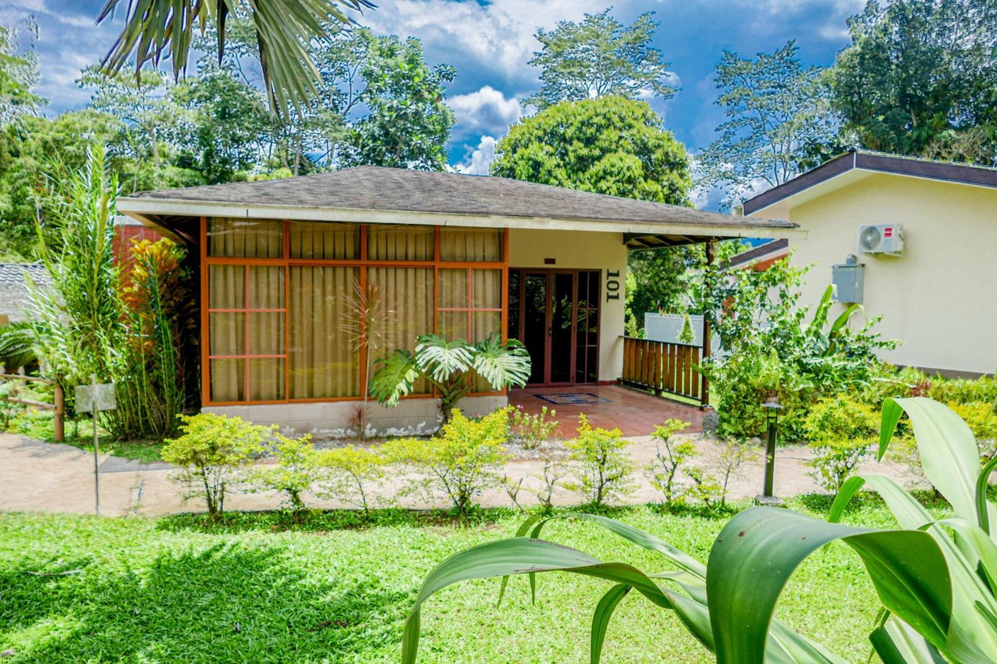 Terra Luna Lodge Tena Exterior foto