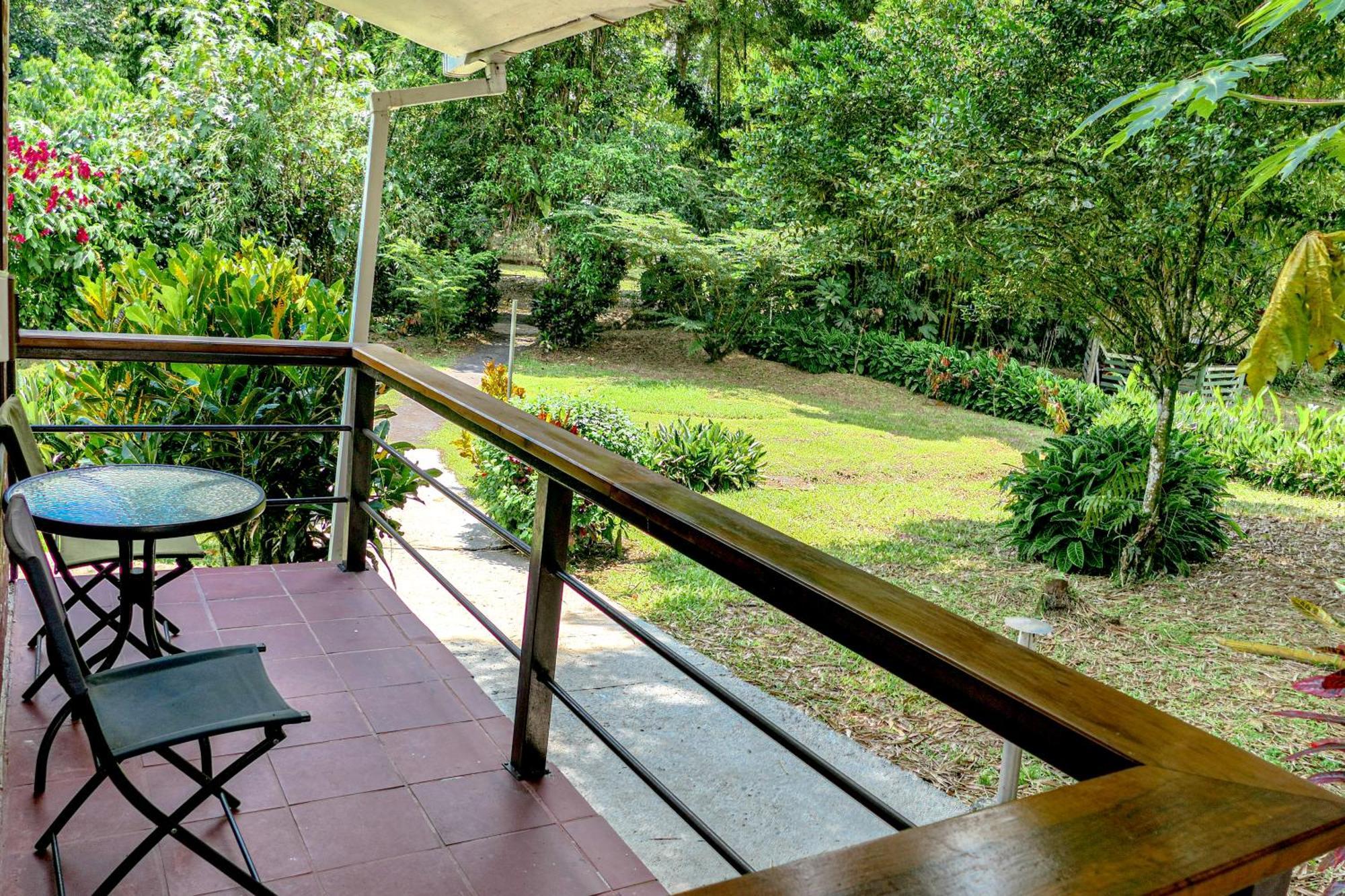 Terra Luna Lodge Tena Exterior foto
